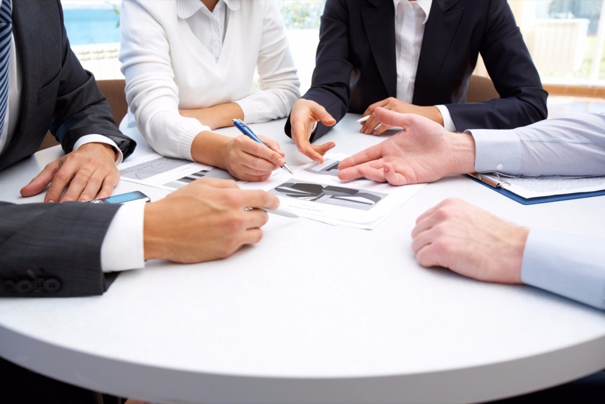 Customer Chat Services ​
